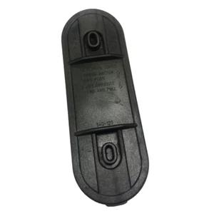 Kép 3/4 - Seldén árbóc szerelőnyílás fedél és zsírzófedél, Cover for access to sail-feeder and tack attachment