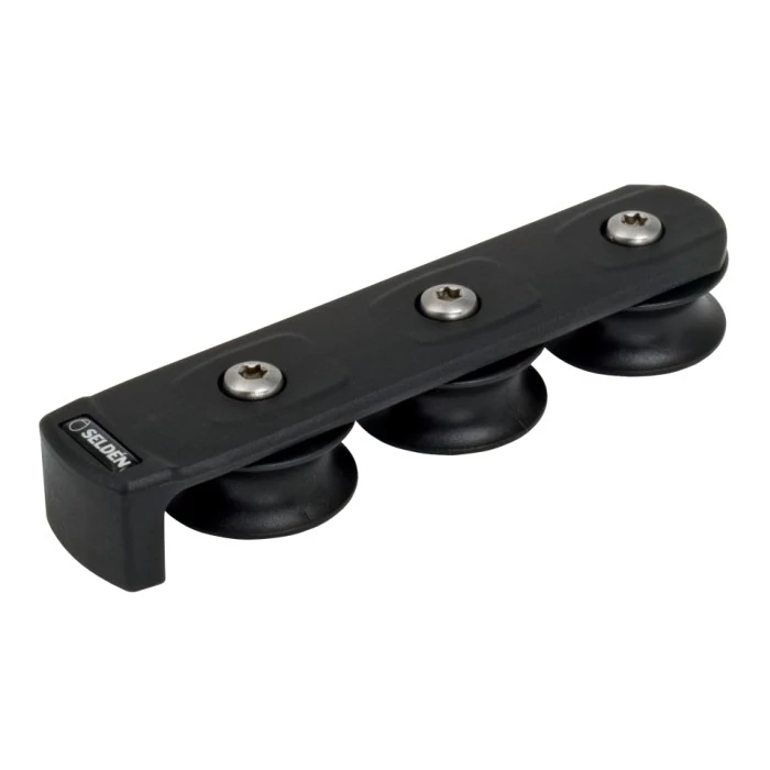 Seldén kötélrendező, deck organizer, kötélterelő, terelőcsiga. 50 mm-es, 3 csigával. Vitorlás hajó szerelvény.