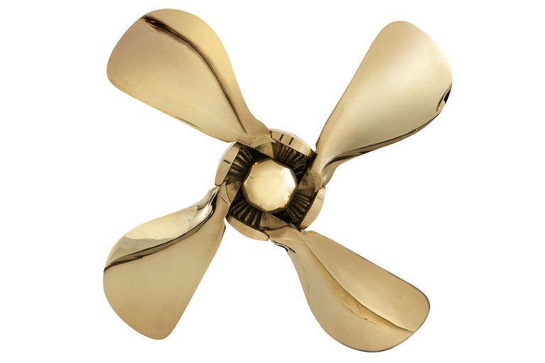 4 levelű csukódó propeller, egyenes kihajtásra, többféle méretben